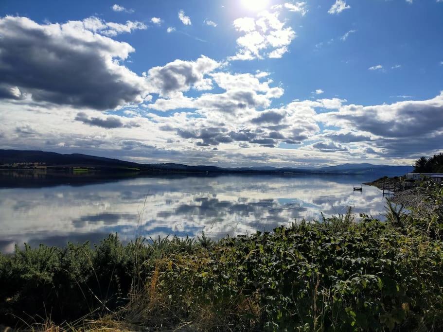 Spacious Sea View Home 5 Miles From Inverness North Kessock Bagian luar foto
