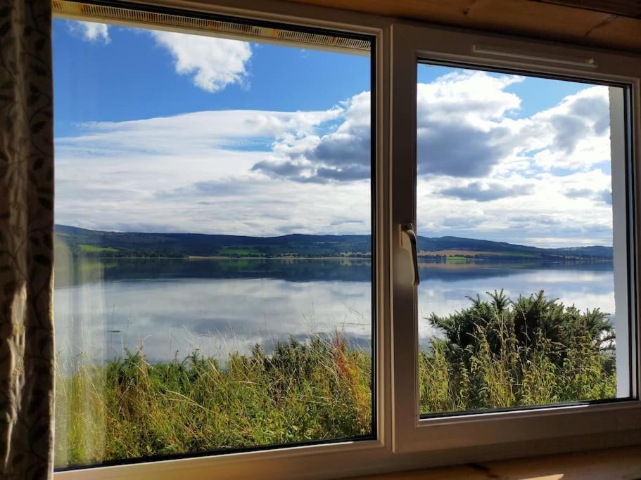 Spacious Sea View Home 5 Miles From Inverness North Kessock Bagian luar foto