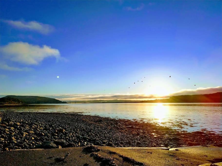 Spacious Sea View Home 5 Miles From Inverness North Kessock Bagian luar foto