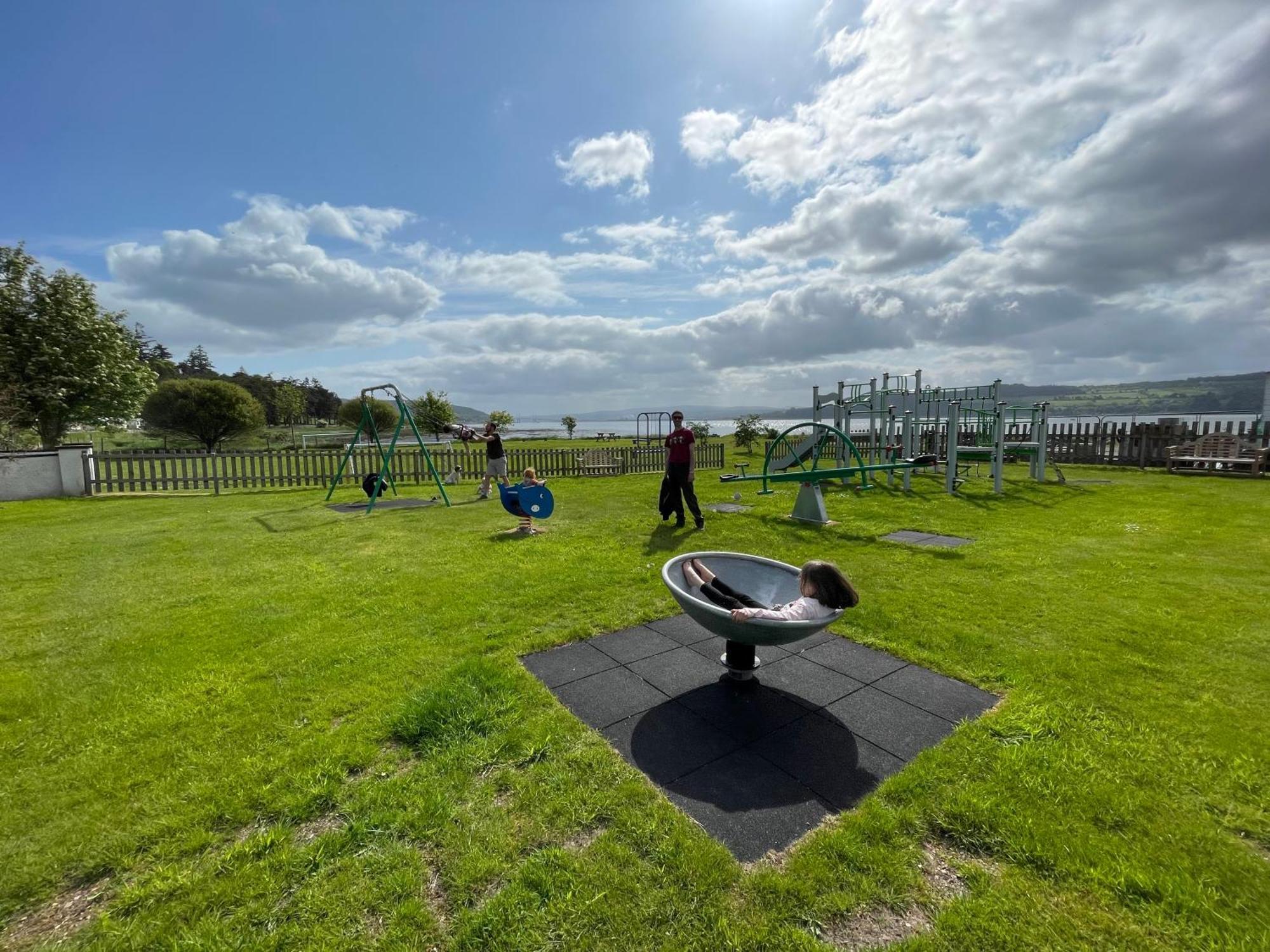 Spacious Sea View Home 5 Miles From Inverness North Kessock Bagian luar foto